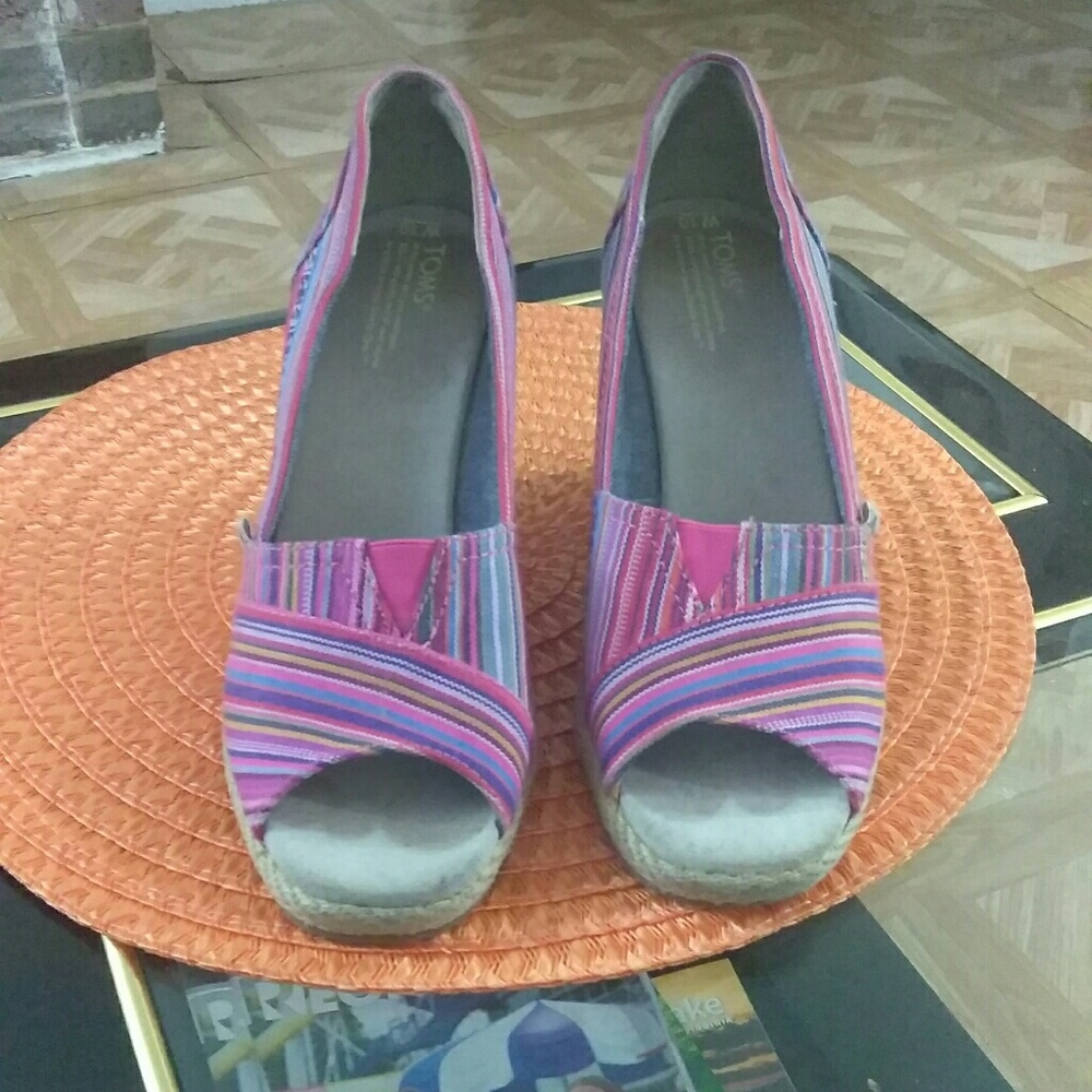 Tom's  wedges - Picture 3 of 5